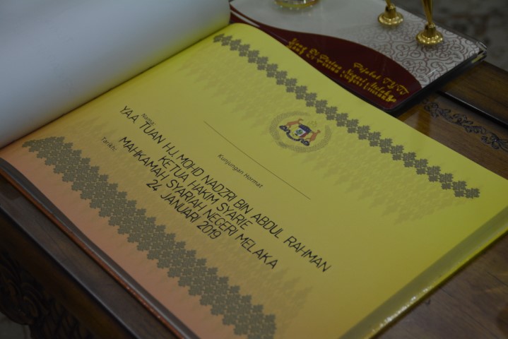 Kunjung Hormat TYT Negeri Melaka