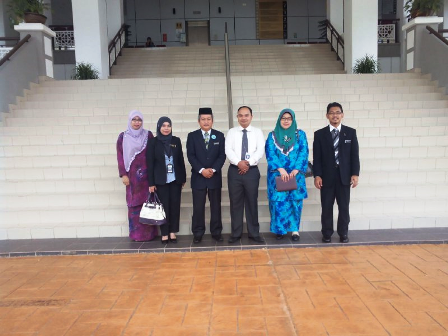 Lawatan Kerja Pegawai-Pegawai Mahkamah Persekutuan Putrajaya Bertujuan Melihat Pengurusan Rekod MSNM