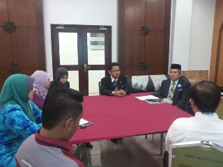 Lawatan Kerja Pegawai-Pegawai Mahkamah Persekutuan Putrajaya Bertujuan Melihat Pengurusan Rekod MSNM